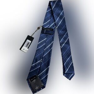 New With Tags Men's John Varvatos Tie